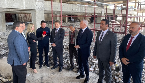 Başbakan Üstel, Işıl Mobilya ve Gürdağ Tuğla Fabrikasını ziyaret etti