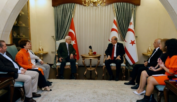 Cumhurbaşkanı Tatar, Ankara Gazeteciler Birliği heyetini kabul etti