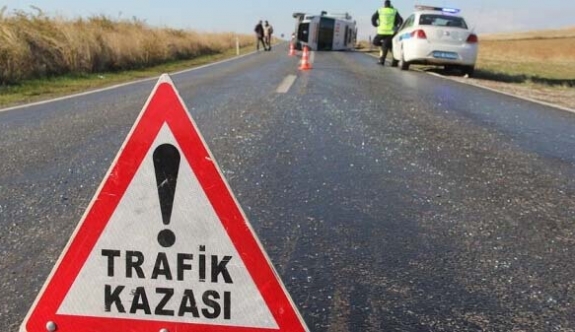 Yonca Kavşağı-Ercan ana yolunda kaza...1 yaralı