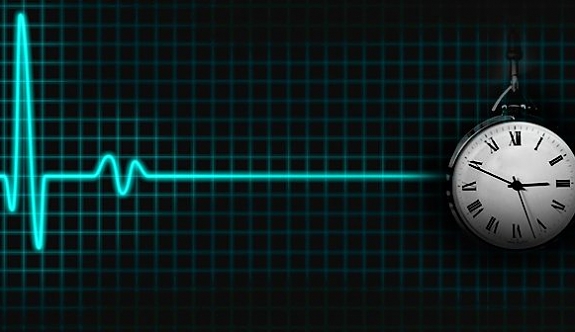 Akkeleş’in ölüm sebebi “aterosklerotik kalp hastalığı ve kalp krizi”