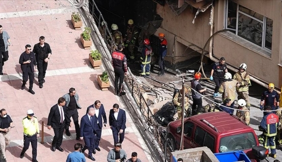 İstanbul'daki yangın faciasında can kaybı 25'e yükseldi